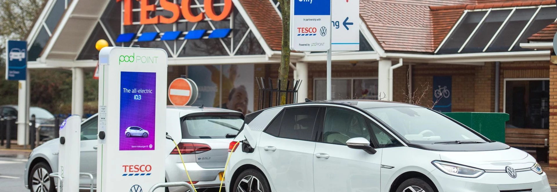 Volkswagen and Tesco roll out free EV charging at over 100 stores
